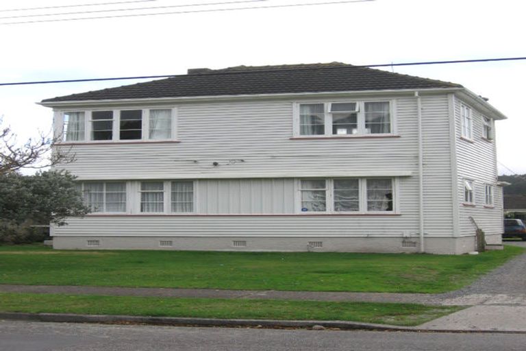 Photo of property in 22 Compton Crescent, Taita, Lower Hutt, 5011