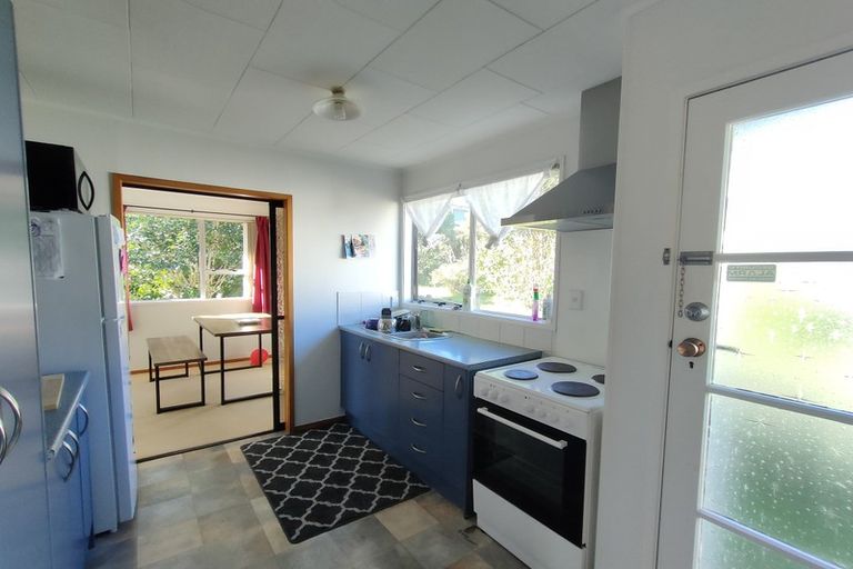 Photo of property in 104 Stanley Road, Glenfield, Auckland, 0629