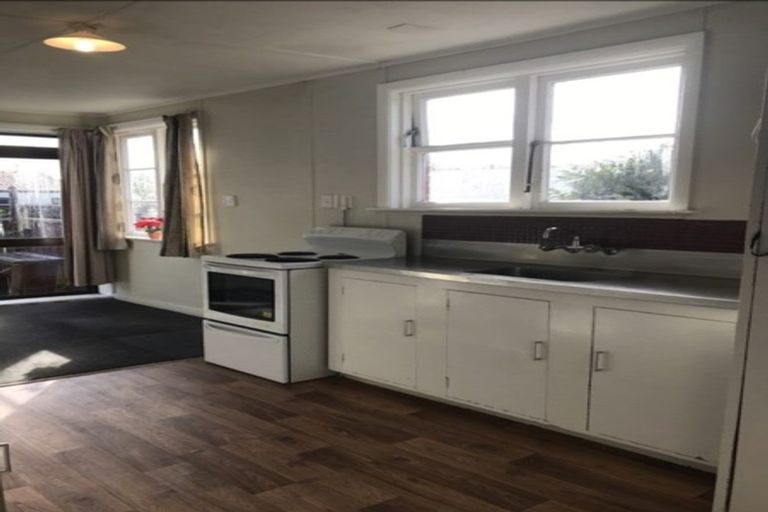 Photo of property in 60 Godley Street, Waiwhetu, Lower Hutt, 5010