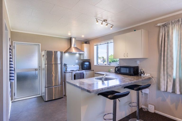 Photo of property in 8a Seddon Street, Dannevirke, 4930