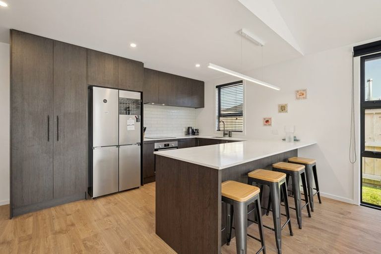 Photo of property in 40 Shelduck Road, Jacks Point, 9371