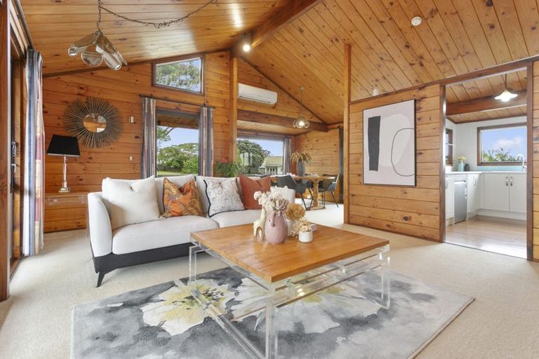 Photo of property in 50 Galsworthy Place, Bucklands Beach, Auckland, 2014