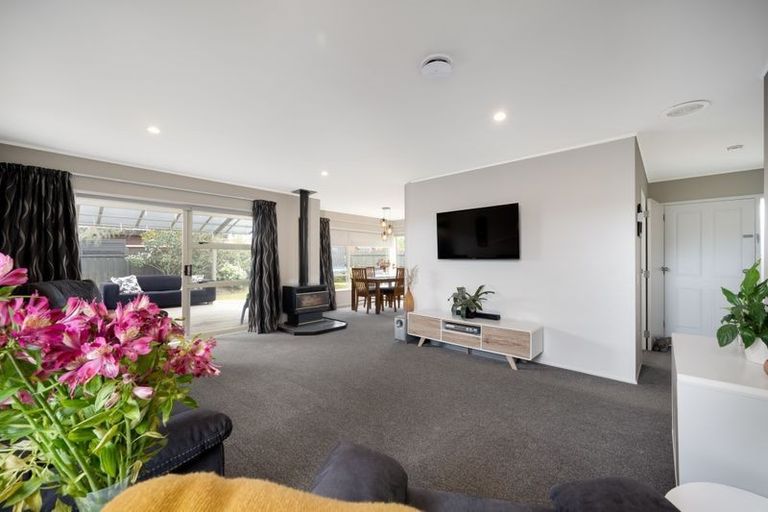 Photo of property in 1/84 Frank Nobilo Drive, Golflands, Auckland, 2013