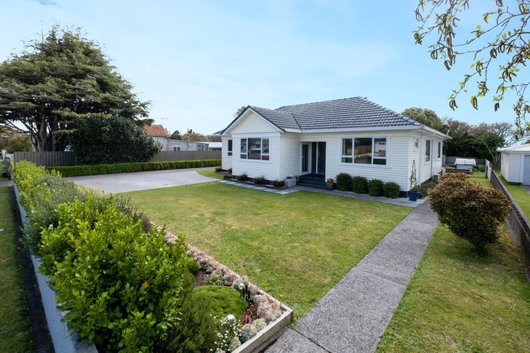 Photo of property in 8 Orlando Street, Stratford, 4332