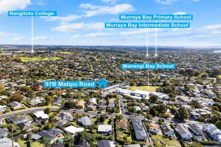 Photo of property in 2/97 Matipo Road, Mairangi Bay, Auckland, 0630