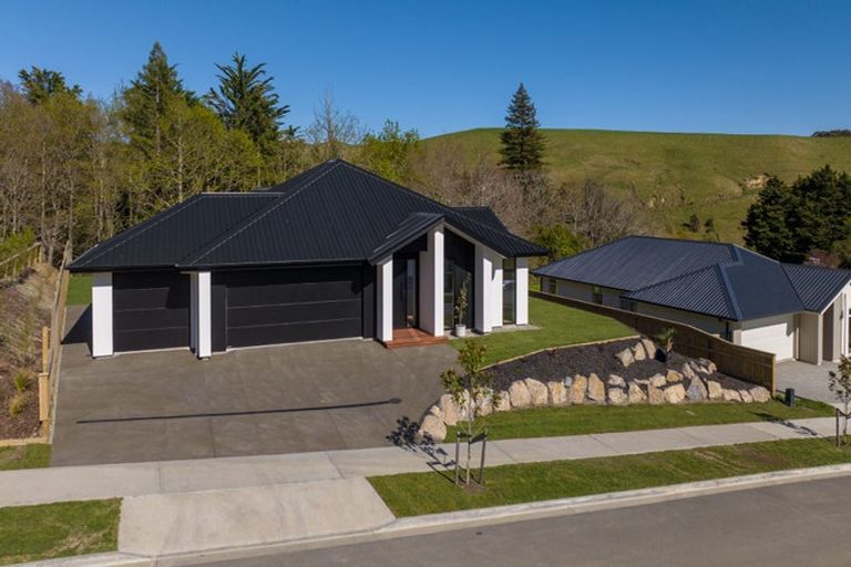 Photo of property in 86 Sunningdale Drive, Stoke, Nelson, 7011