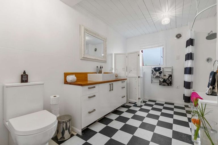 Photo of property in 40 Osprey Drive, Welcome Bay, Tauranga, 3112