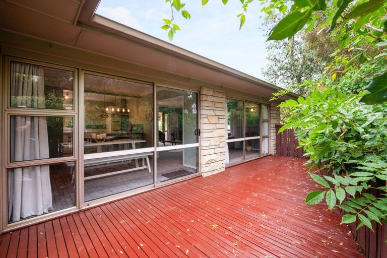 Photo of property in 2 Houchens Road, Glenview, Hamilton, 3206