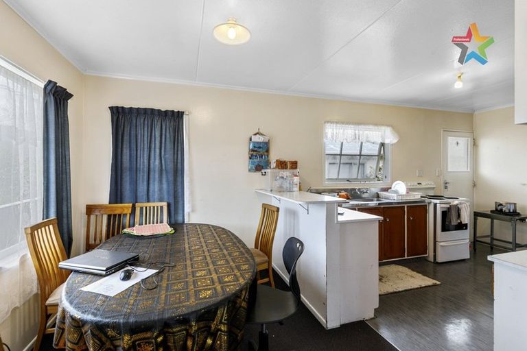 Photo of property in 33 Stockdale Street, Wainuiomata, Lower Hutt, 5014