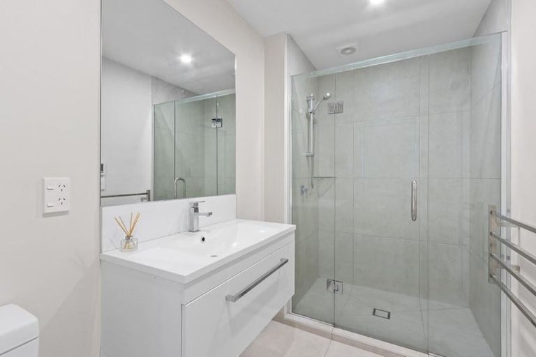 Photo of property in 3 Robalan Close, Halswell, Christchurch, 8025