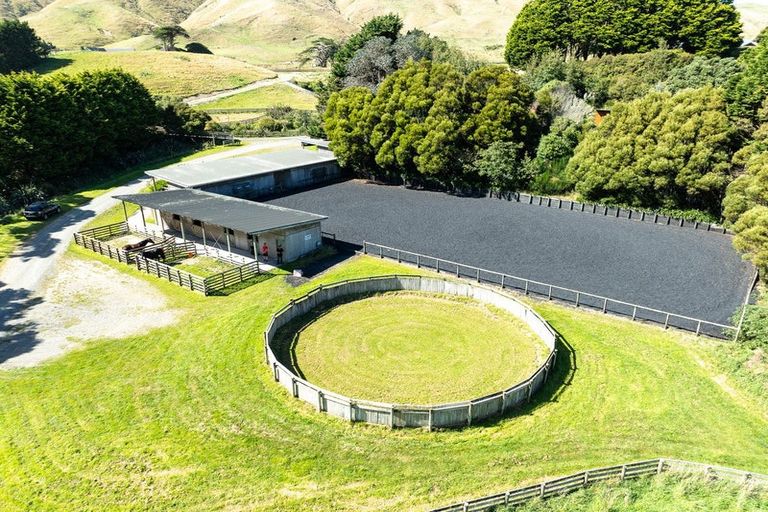 Photo of property in 781 Ohariu Valley Road, Ohariu, Wellington, 6037