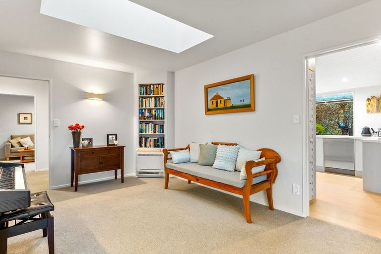 Photo of property in 43 Braemar Road, Rothesay Bay, Auckland, 0630