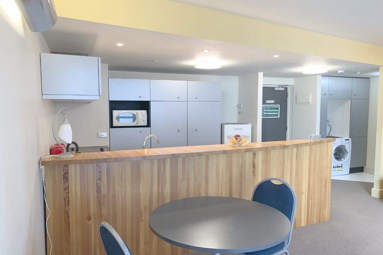 Photo of property in St Pauls Apartments, 85/43 Mulgrave Street, Thorndon, Wellington, 6011