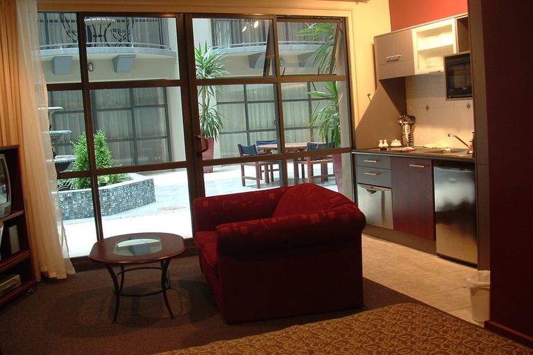 Photo of property in Atrium Towers, 154 The Terrace, Wellington Central, Wellington, 6011