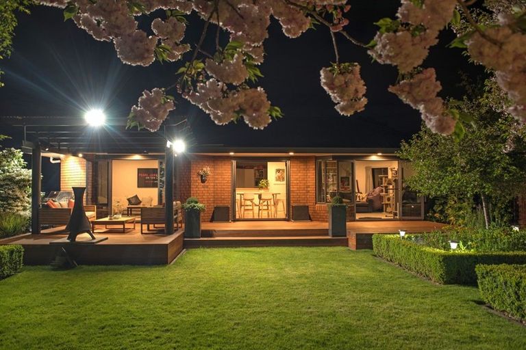 Photo of property in 11a Bowling Road, Greenmeadows, Napier, 4112