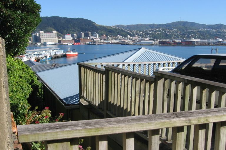 Photo of property in 15 Mcfarlane Street, Mount Victoria, Wellington, 6011