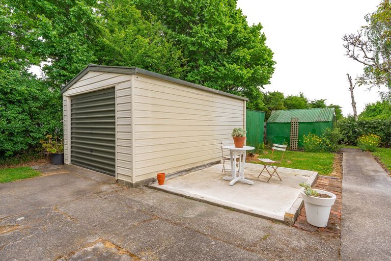 Photo of property in 41 Rhodes Street, Carterton, 5713