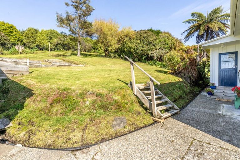 Photo of property in 78 Marine Parade, Bluff, 9814