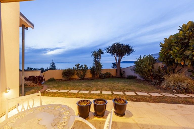 Photo of property in 1 The Palms, Raumati Beach, Paraparaumu, 5032