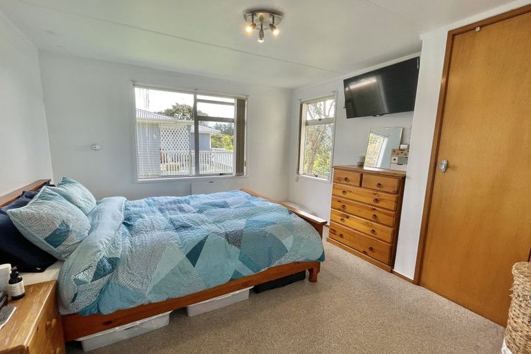 Photo of property in 94 Jamaica Drive, Grenada North, Wellington, 5028