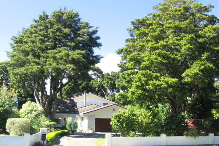 Photo of property in 5 Palfrey Street, Wallaceville, Upper Hutt, 5018