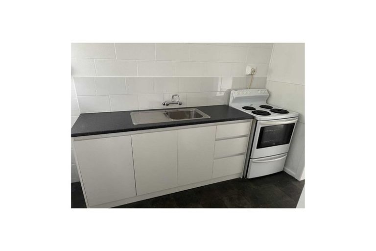 Photo of property in 5/869 Heaphy Terrace, Claudelands, Hamilton, 3214