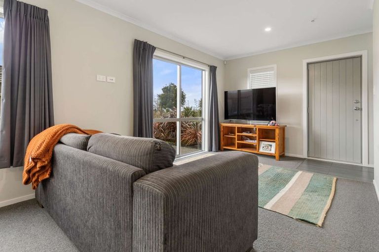 Photo of property in 2/25 Hapori Avenue, Baverstock, Hamilton, 3289