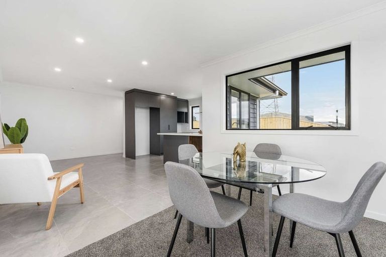 Photo of property in 59 Atlantic Drive, Fitzherbert, Palmerston North, 4410