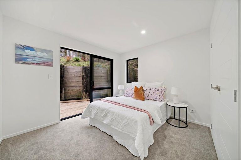 Photo of property in 11 Tawapou Close, Massey, Auckland, 0614