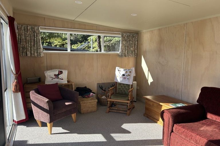 Photo of property in 1742 Queen Charlotte Drive, Linkwater, Picton, 7281