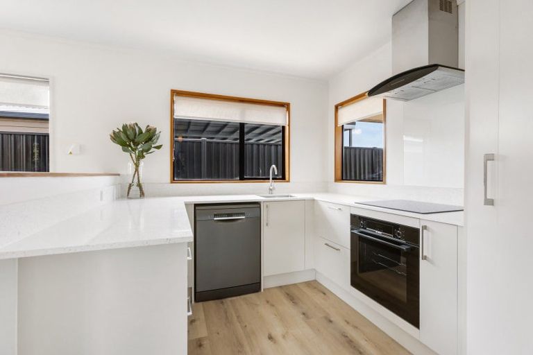 Photo of property in 9a Ragan Lane, Wanaka, 9305