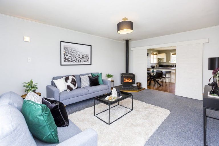 Photo of property in 4 Kukupa Grove, Heretaunga, Upper Hutt, 5018