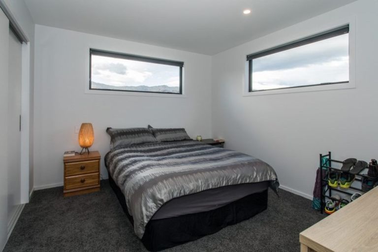 Photo of property in 16 Sarges Way, Lake Hawea, Wanaka, 9382