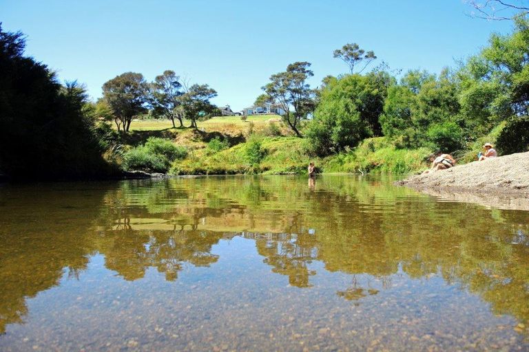 Photo of property in 12 Admiralty Drive, Haruru, 0204