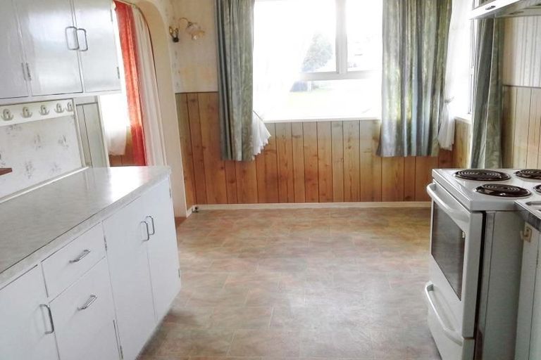 Photo of property in 16 Rangitake Drive, Spotswood, New Plymouth, 4310