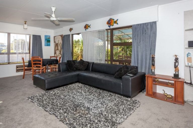 Photo of property in 500b Port Road, Whangamata, 3620