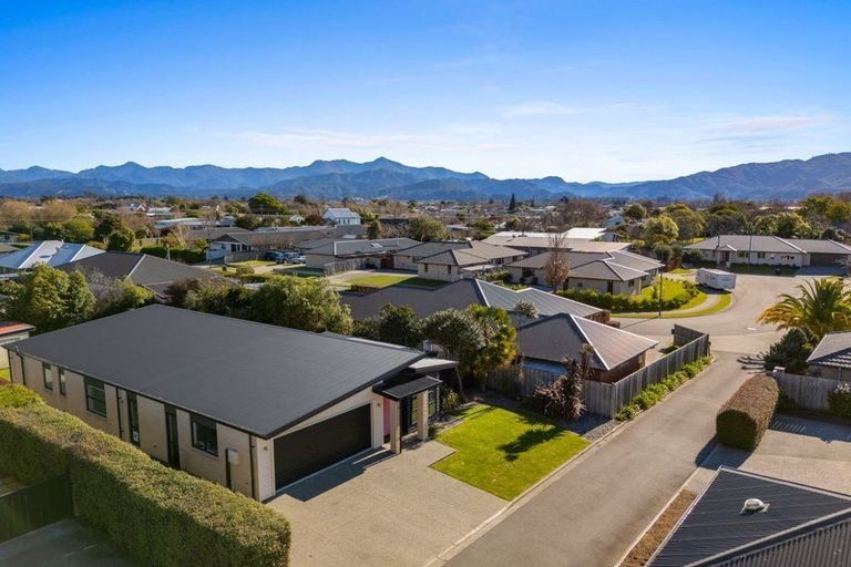 Photo of property in 10 Mcallister Place, Renwick, 7204