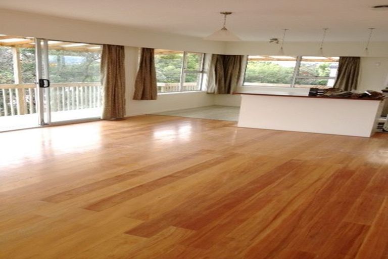 Photo of property in 138 Mokoia Road, Chatswood, Auckland, 0626