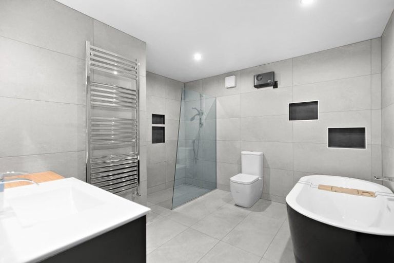 Photo of property in 289 Riverbank Road, Wanaka, 9382