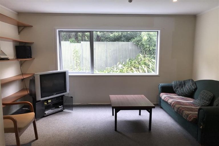 Photo of property in Grosvenor Cl, 9/6 Brown Street, Mount Cook, Wellington, 6021