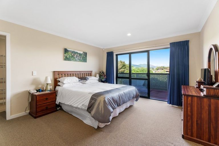 Photo of property in 25 Pateke Way, Paraparaumu Beach, Paraparaumu, 5032
