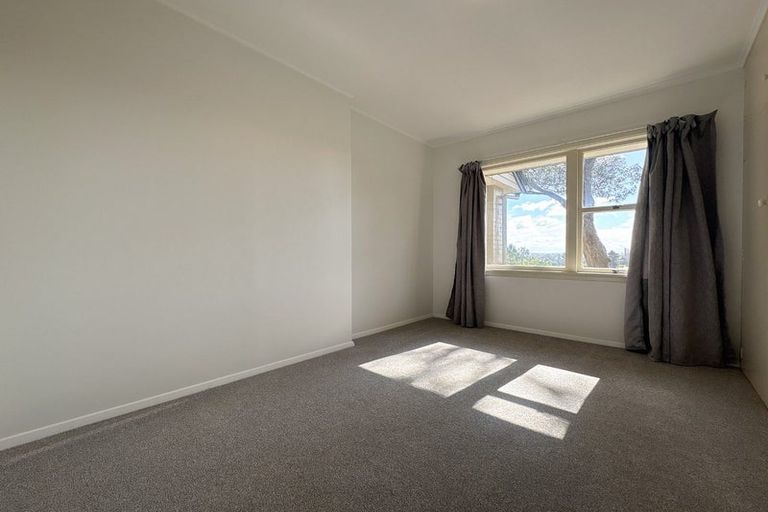 Photo of property in 10 Sherwood Lane, Cashmere, Christchurch, 8022