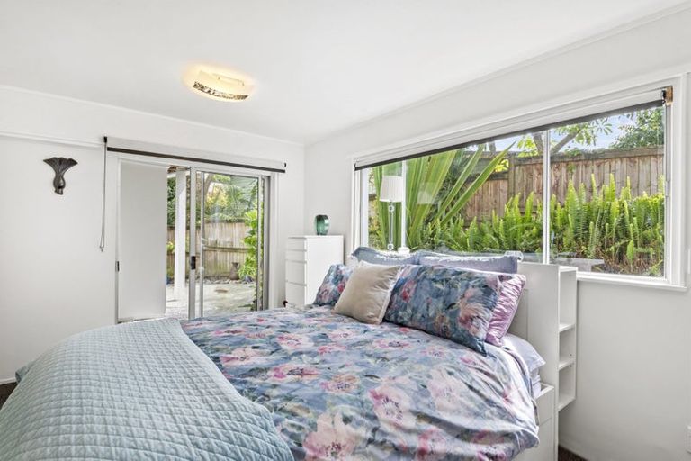 Photo of property in 22 Gails Drive, Okura, Albany, 0792