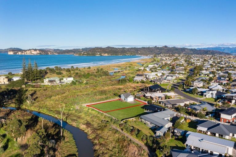 Photo of property in 305 Cook Drive, Whitianga, 3510
