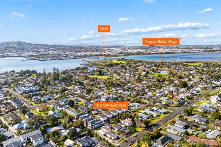 Photo of property in 50 Taylor Road, Mangere Bridge, Auckland, 2022