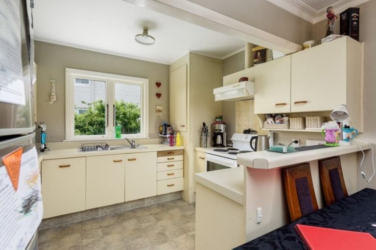 Photo of property in 472 Devonport Road, Tauranga South, Tauranga, 3112