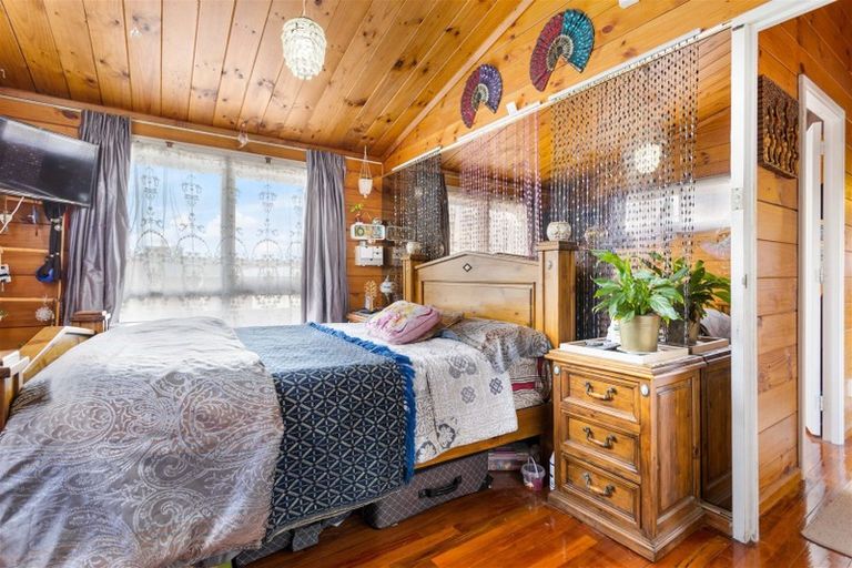 Photo of property in 10 Bluefin Way, West Harbour, Auckland, 0618