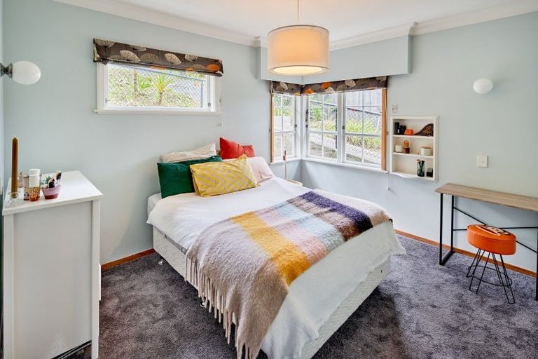 Photo of property in 43a Cockayne Road, Khandallah, Wellington, 6035