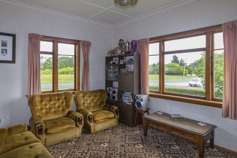 Photo of property in 11 Weston Road, Holmes Hill, Oamaru, 9401