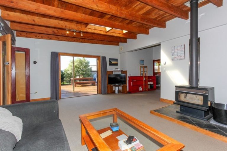 Photo of property in 65 Carthew Street, Okato, 4335